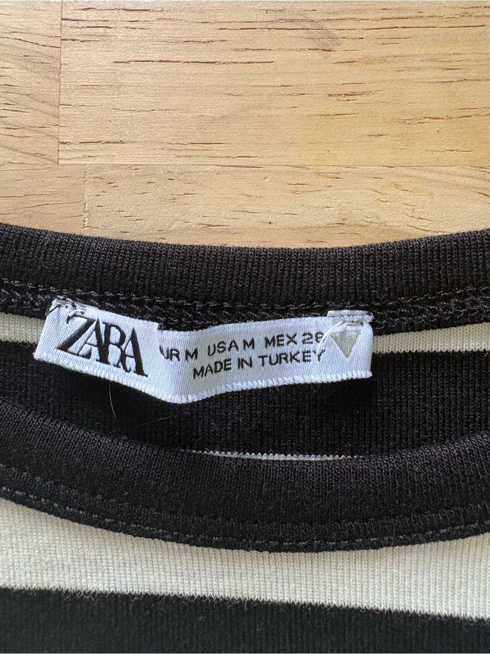 Zara t shirt - Picture 3 of 6